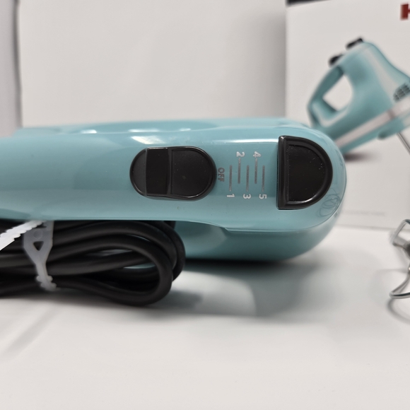 KitchenAid Aqua Sky 5-Speed Hand Mixer - Picture 3 of 5